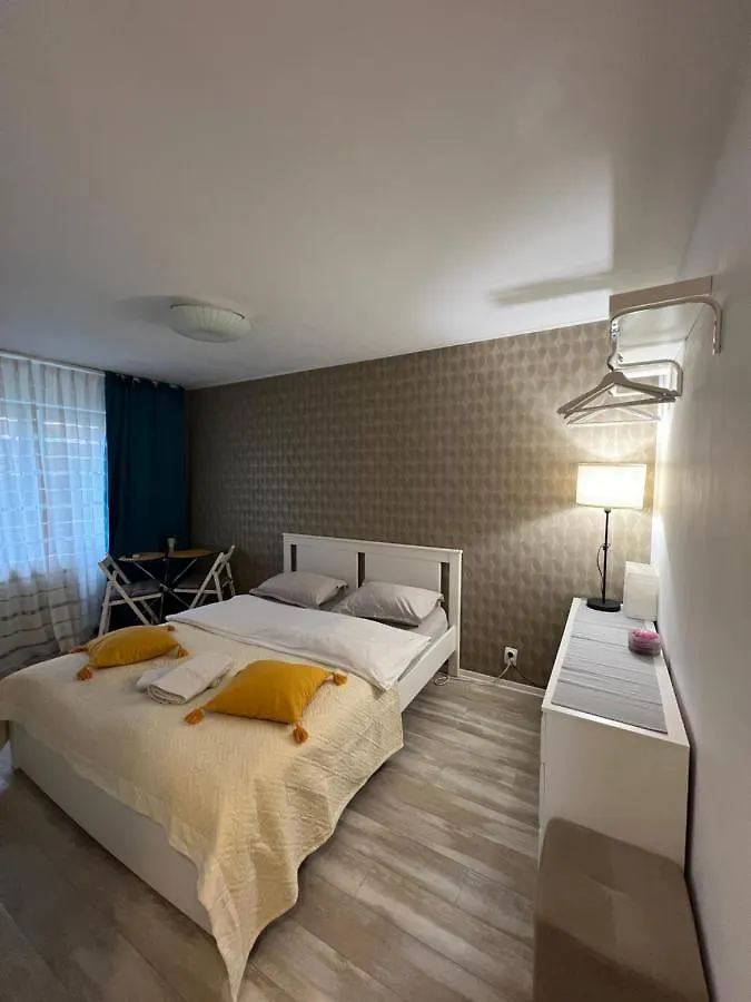 Condor Studio Bucharest Apartment