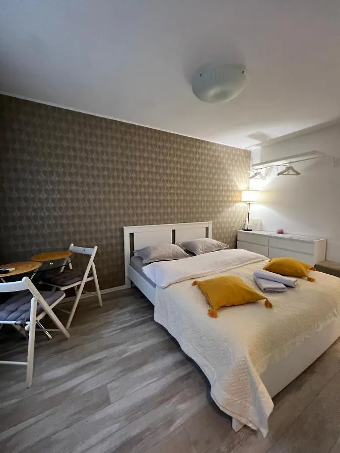 Apartment Condor Studio Bucharest Romania